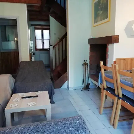 Сasa de vacaciones Le Rouge Robin Fougax-et-Barrineuf