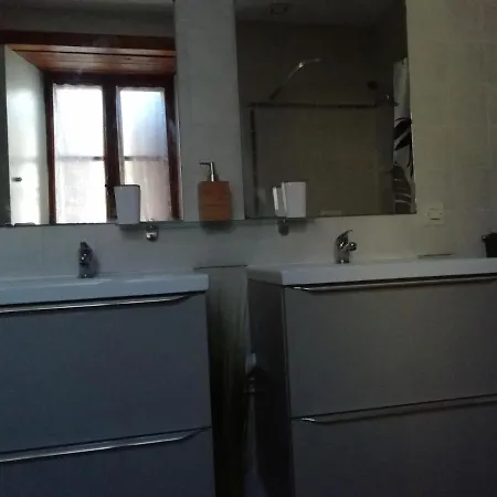 Le Rouge Robin Сasa de vacaciones Fougax-et-Barrineuf